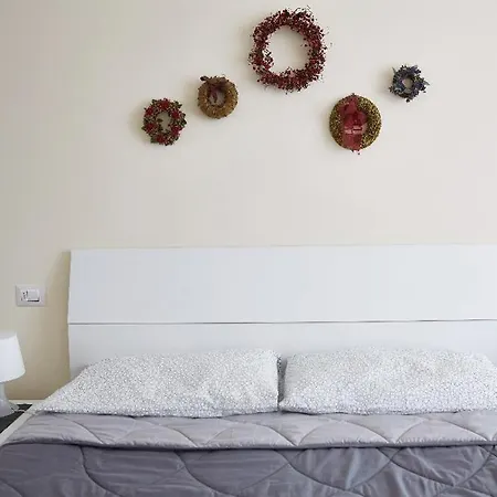 Beautiful Bohemian In The Center With Balcony, Air Conditioning And Free Private Parking * Como