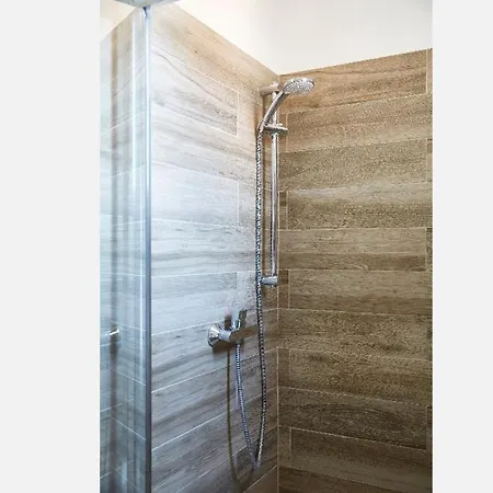 Beautiful Bohemian In The Center With Air Conditioning And Free Private Parking 科莫