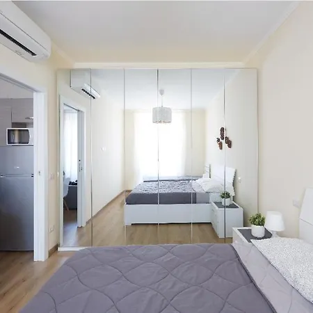 Beautiful Bohemian In The Center With Air Conditioning And Free Private Parking *