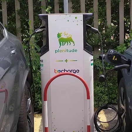 Beautiful Bohemian In Center Conditioned Air *